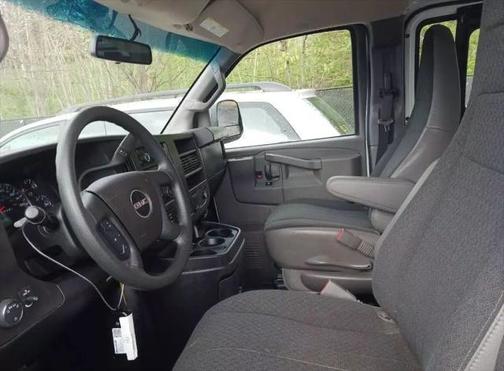 2022 GMC Savana 2500 Work Van