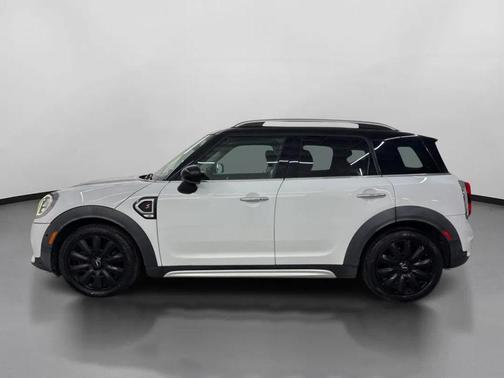 Light White 2017 MINI Countryman Cooper S