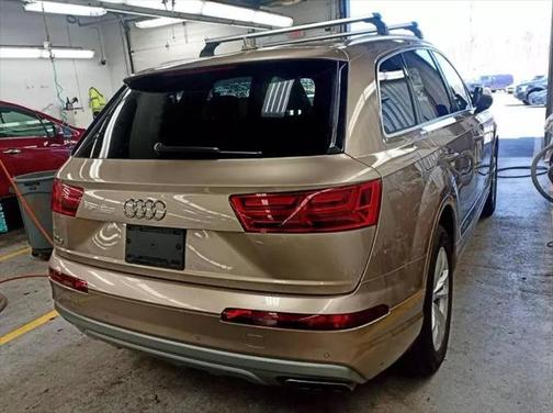 2019 Audi Q7 55 Premium Plus