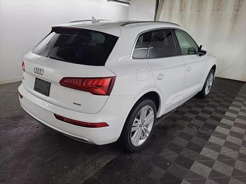 2020 Audi Q5 45 Premium Plus