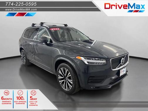2022 Volvo XC90 T5 Momentum