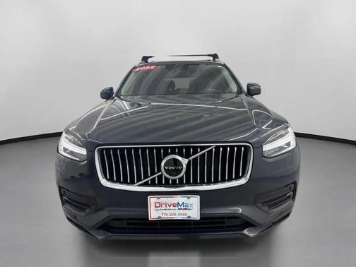 2022 Volvo XC90 T5 Momentum