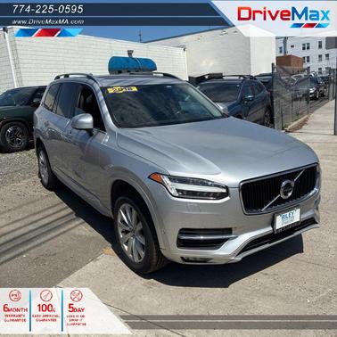Bright Silver Metallic 2018 Volvo XC90 T6 Momentum
