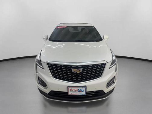 Crystal White Tricoat 2020 Cadillac XT5 Sport