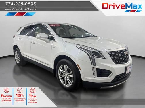 Crystal White Tricoat 2020 Cadillac XT5 Sport