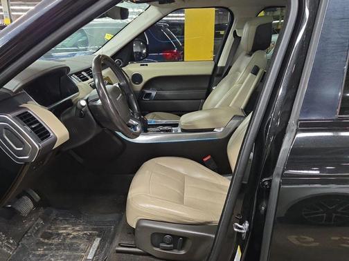Black 2018 Land Rover Range Rover Sport HSE