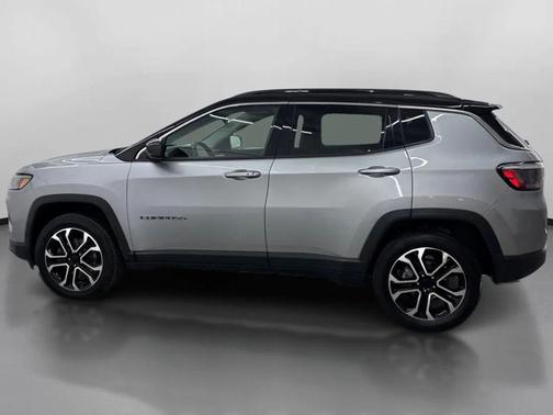 Silver 2022 Jeep Compass Limited