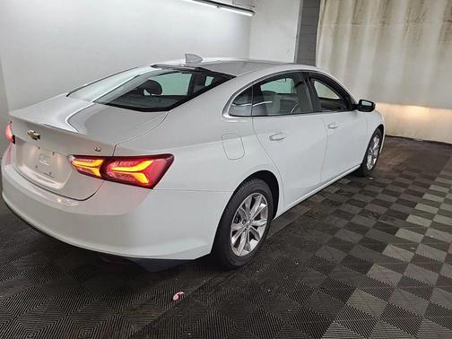 2020 Chevrolet Malibu FWD LT