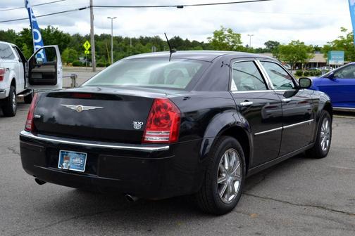 2008 Chrysler 300C Base