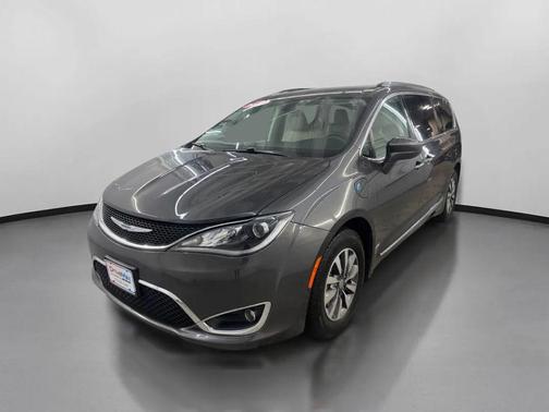 Granite Crystal Metallic Clearcoat 2020 Chrysler Pacifica Hybrid Touring L
