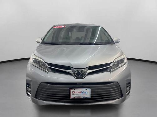 2018 Toyota Sienna Limited Premium