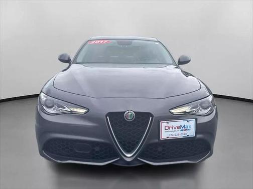 2017 Alfa Romeo Giulia Base