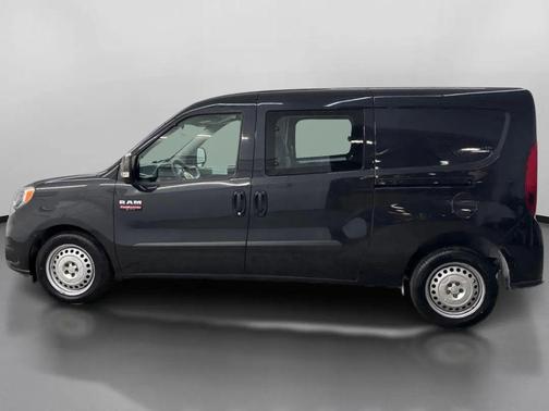 Black Metallic 2022 RAM ProMaster City Base
