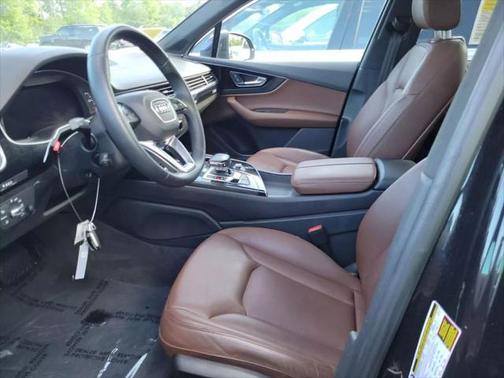 2019 Audi Q7 55 Premium Plus