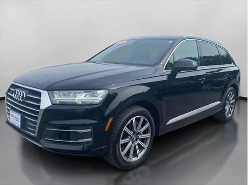 2019 Audi Q7 55 Premium Plus
