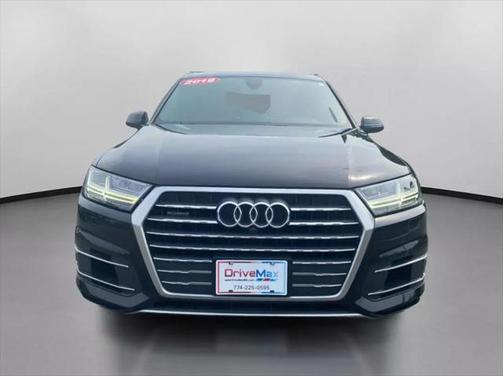 2019 Audi Q7 55 Premium Plus