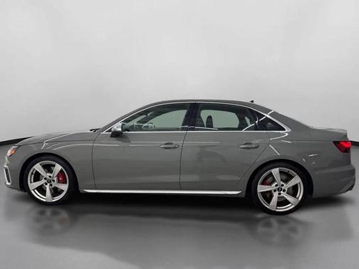 2021 Audi S4 Premium Plus TFSI quattro Tiptronic