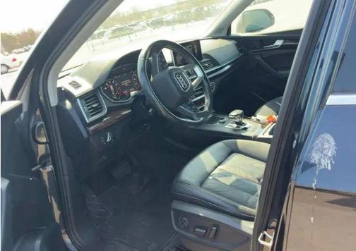 Blizzard Pearl 2018 Toyota Highlander LE