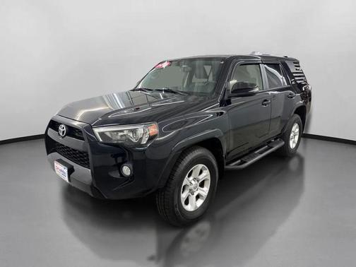 Midnight Black Metallic 2018 Toyota 4Runner SR5 Premium