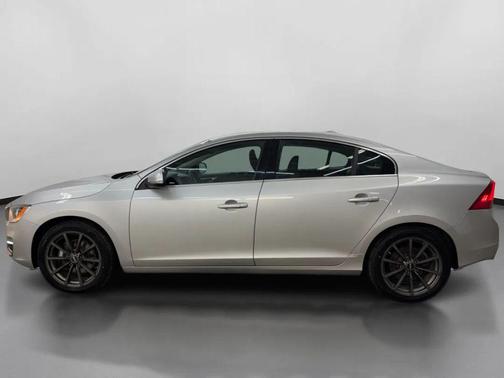 2017 Volvo S60 Inscription T5