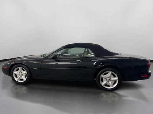 1998 Jaguar XK8