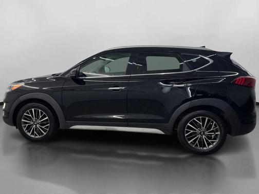 Black Noir Pearl 2019 Hyundai TUCSON Limited