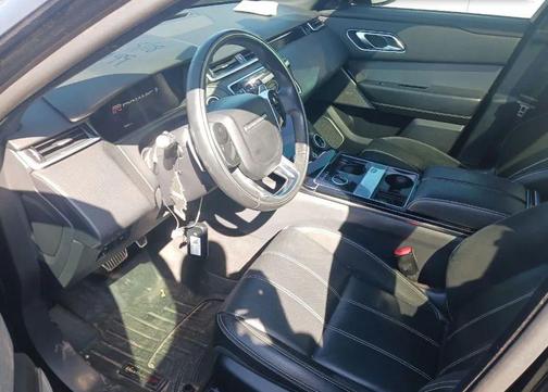 Black 2018 Land Rover Range Rover Velar P380 SE R-Dynamic