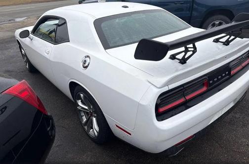 White Knuckle Clearcoat 2022 Dodge Challenger R/T