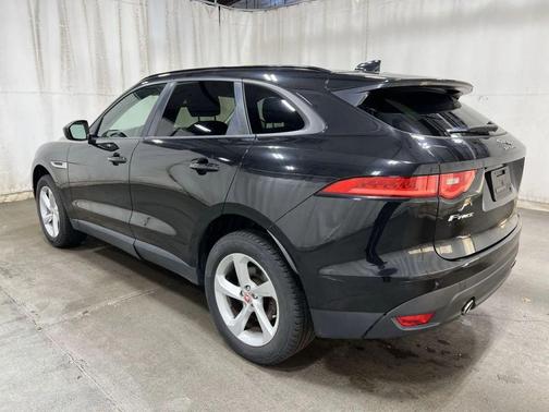 Black 2017 Jaguar F-PACE 35t Premium