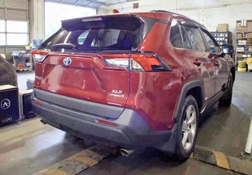 2021 Toyota RAV4 Hybrid XLE Premium