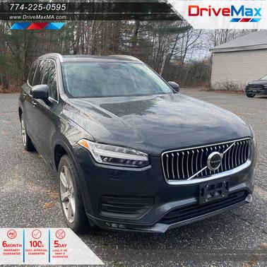 2021 Volvo XC90 T6 Momentum