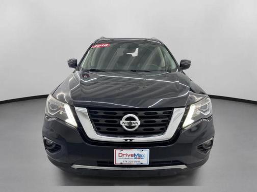 2018 Nissan Pathfinder SL