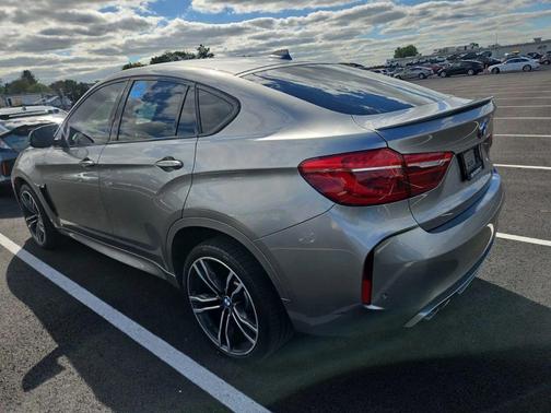 2015 BMW X6 M 