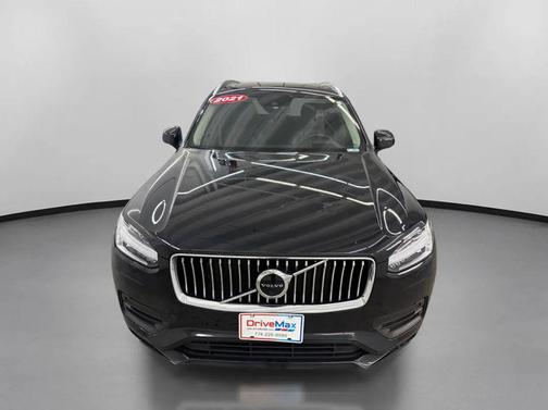 Onyx Black Metallic 2022 Volvo XC90 T6 Momentum