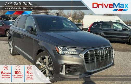 Samurai Gray Metallic 2021 Audi Q7 55 Prestige