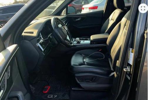 Samurai Gray Metallic 2021 Audi Q7 55 Prestige