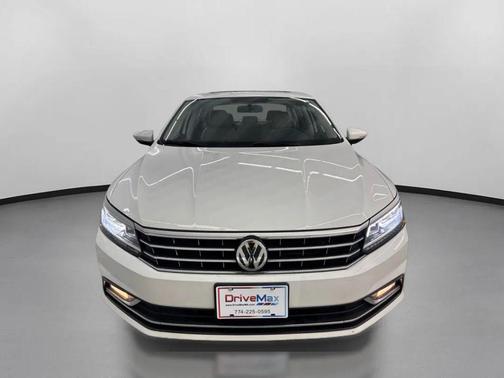 2018 Volkswagen Passat 2.0T SE