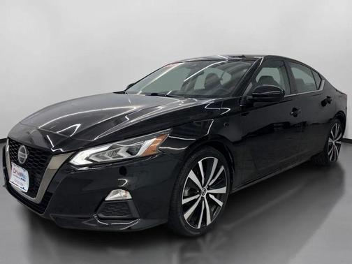 2020 Nissan Altima SR FWD