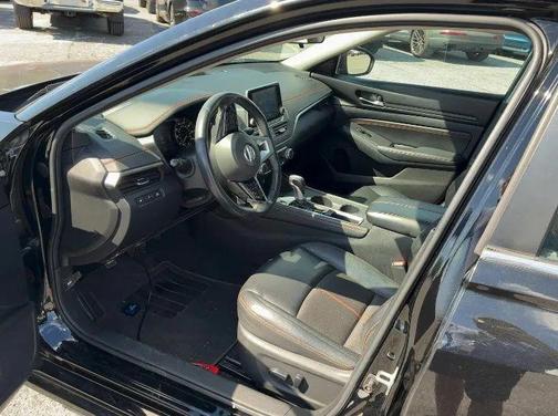 2020 Nissan Altima SR FWD