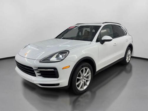 White 2021 Porsche Cayenne Cayenne