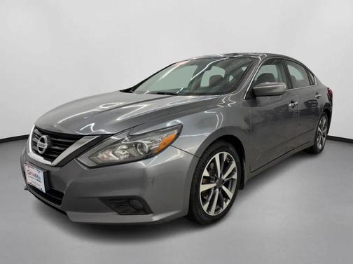 2016 Nissan Altima 2.5 SR