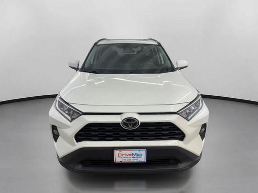 Blizzard Pearl 2021 Toyota RAV4 XLE Premium