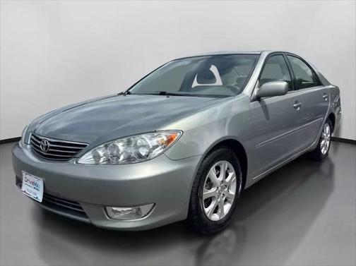 2005 Toyota Camry LE V6