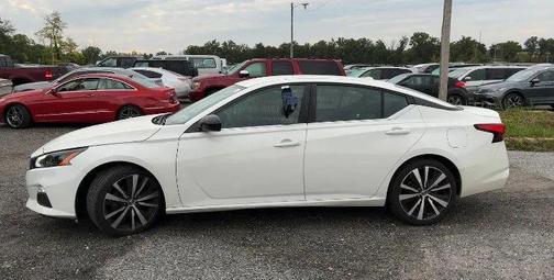 2020 Nissan Altima SR FWD