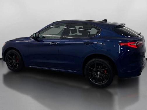 2020 Alfa Romeo Stelvio Ti Sport Carbon