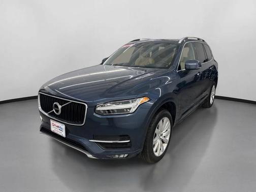 Blue 2019 Volvo XC90 T6 Momentum