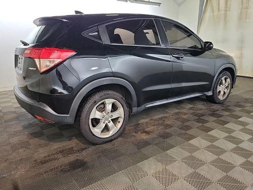 2017 Honda HR-V LX
