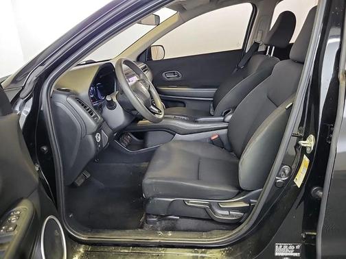 2017 Honda HR-V LX