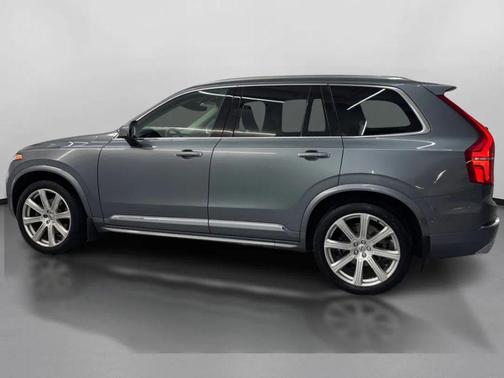 2019 Volvo XC90 T6 Inscription