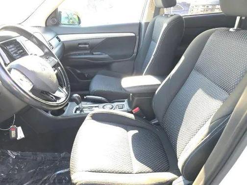 2016 Mitsubishi Outlander SEL
